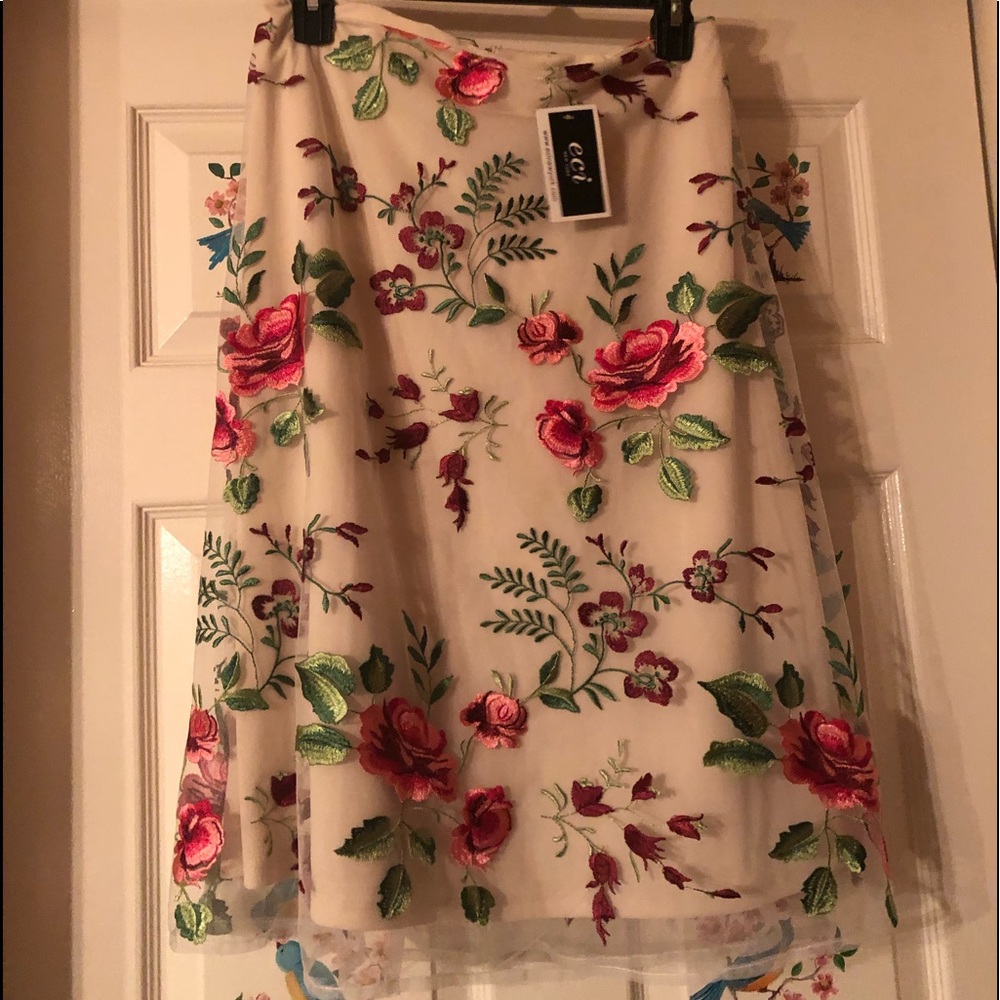 ECI New York Boho Mesh embroidered floral skirt!